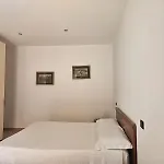 Casa Adelina - Pallanza Centro Дом отдыха *