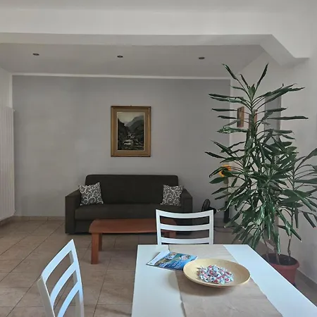 Casa Adelina - Pallanza Centro * Вербания