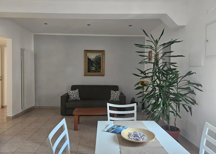 Casa Adelina - Pallanza Centro * Βερμπάνια