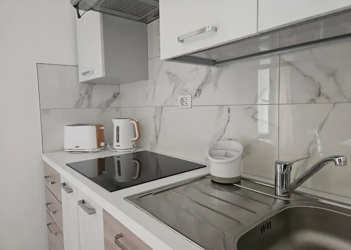 Дом отдыха Casa Adelina - Pallanza Centro *